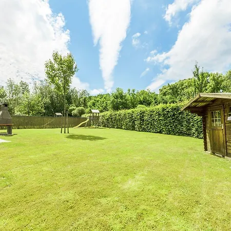 Vakantiehuis Lovely Holiday In Bomal-sur-ourtho With Jacuzzi *